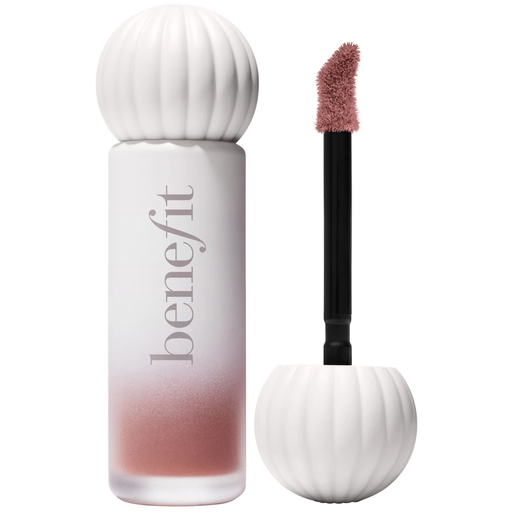 Benefit - Plushtint - Moisturizing Matte Lip Tint 02 Cream Puff på KICKS.se
