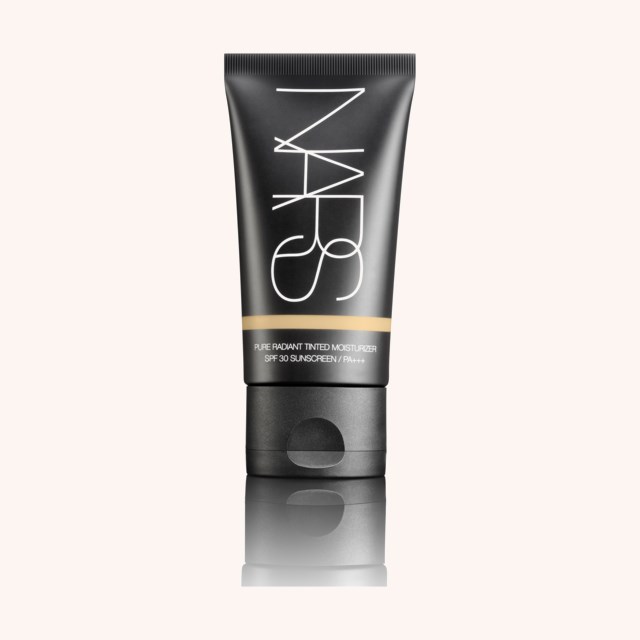 Pure Radiant Tinted Moisturizer St. Moritz