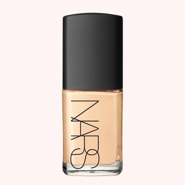 Sheer Glow Foundation Vienna Sheer Glow Foundation Vienna