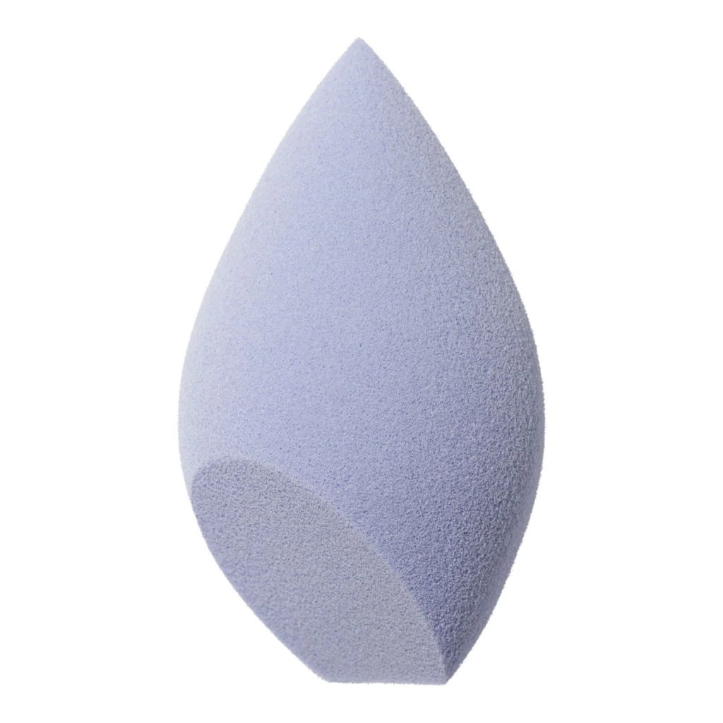 e.l.f. - Precision Sculpting Sponge på KICKS.no