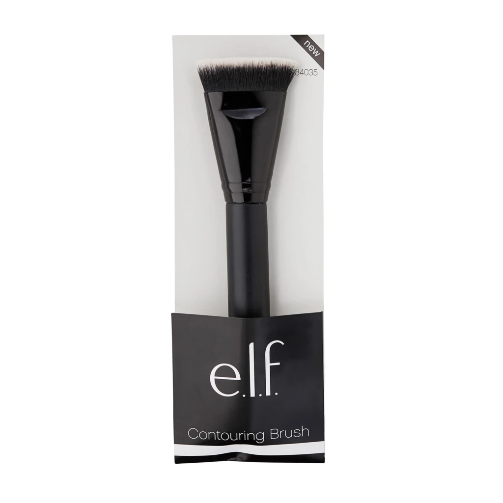 e.l.f. - Contouring Brush på KICKS.se