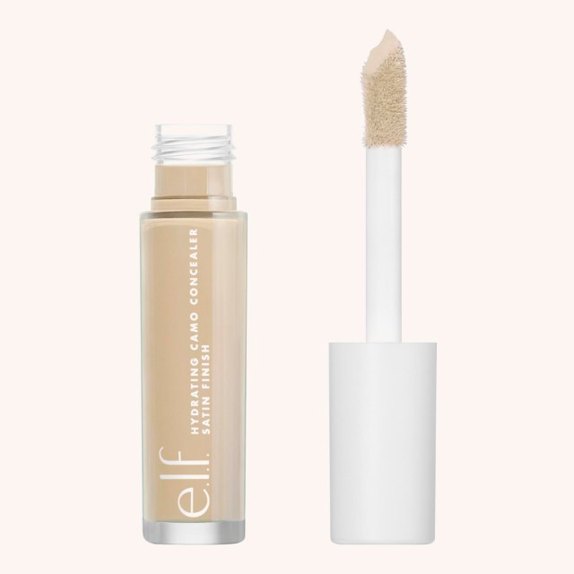 Hydrating Camo Concealer Light Beige Hydrating Camo Concealer Light Beige