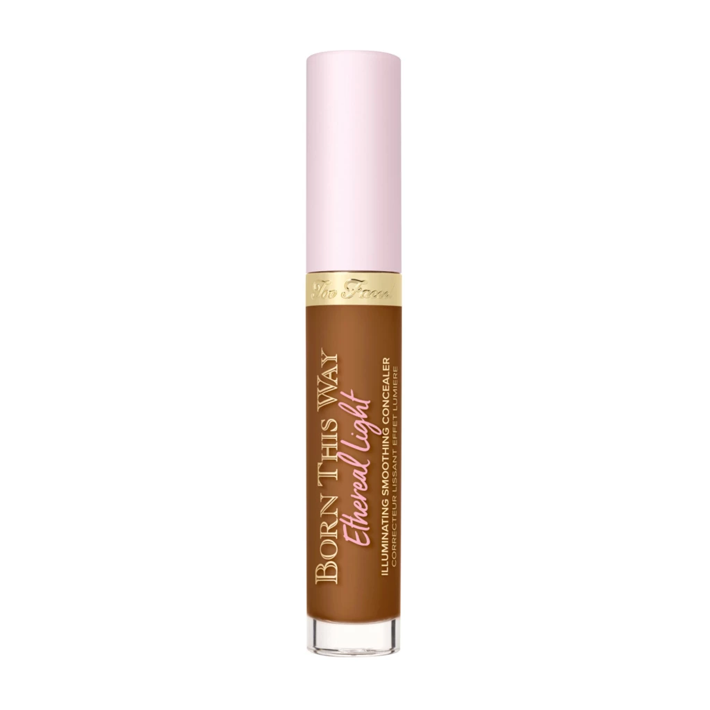 Too Faced - Born This Way Ethereal Light Concealer Chocolate Truffle på KICKS.no