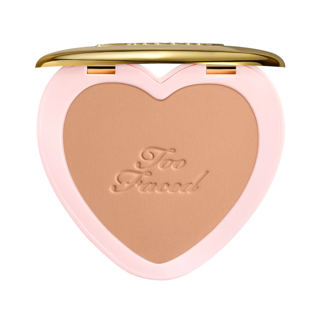 Too Faced - Born This Way Soft Blur Tan på KICKS.no