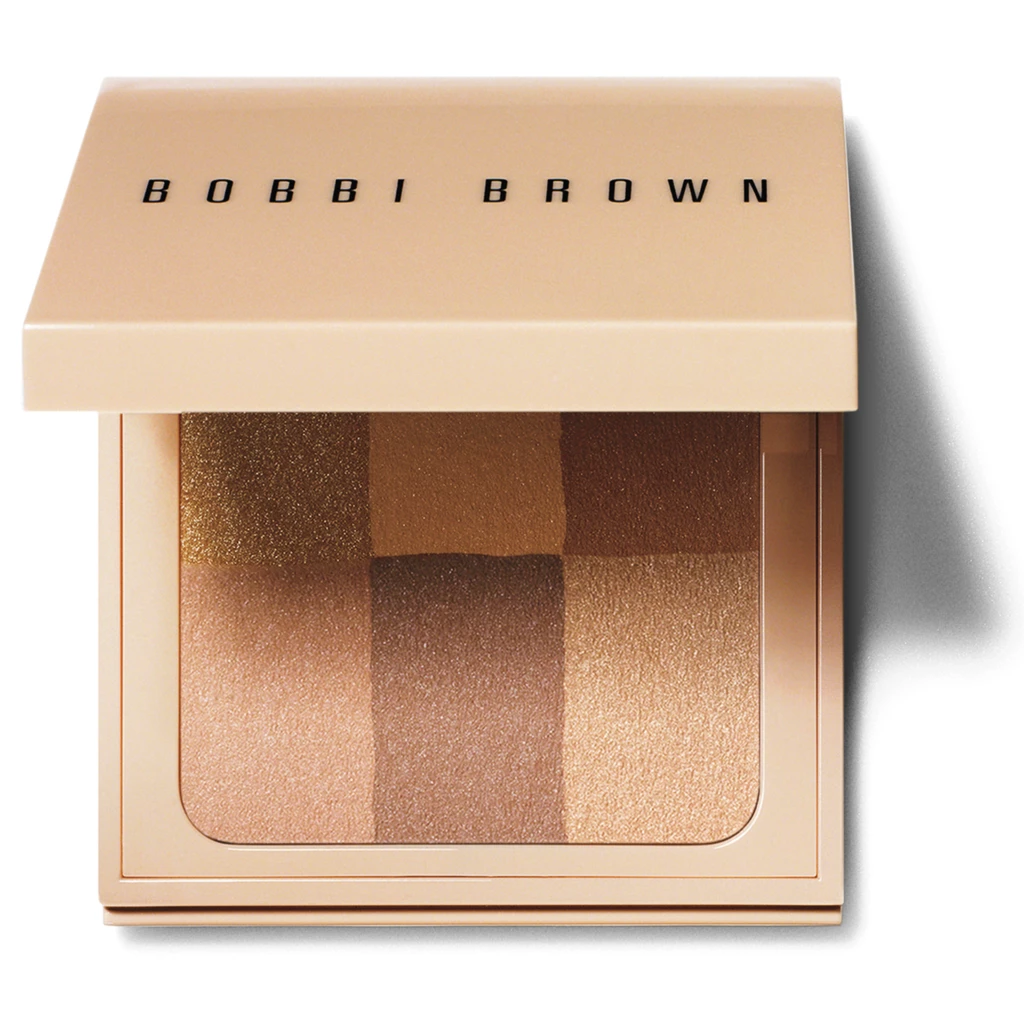Bobbi Brown - Nude Finish Illuminating Powder, Nude Buff på KICKS.no