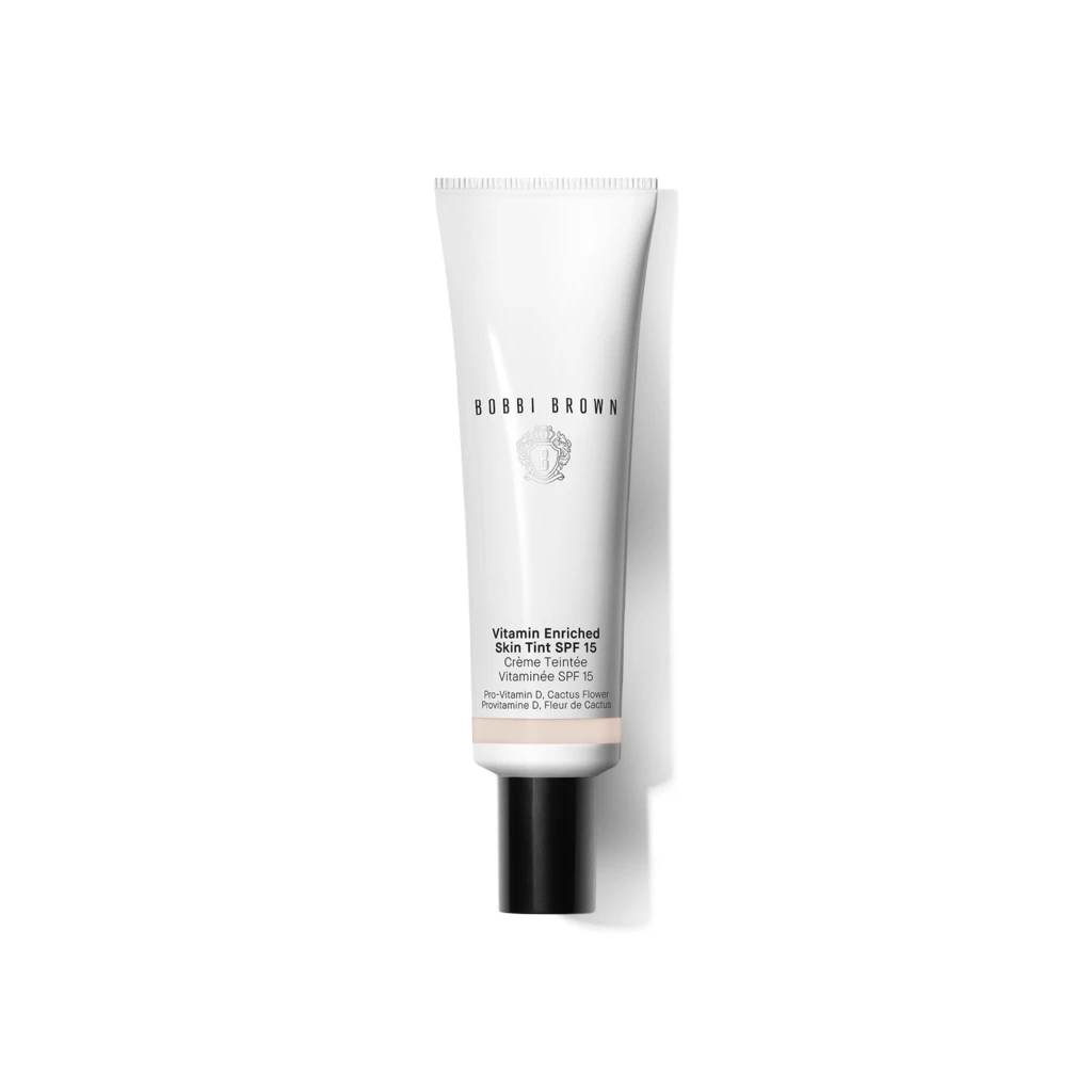 Bobbi Brown - Vitamin Enriched Tinted Moisturizer SPF15 Fair 3 på KICKS.se