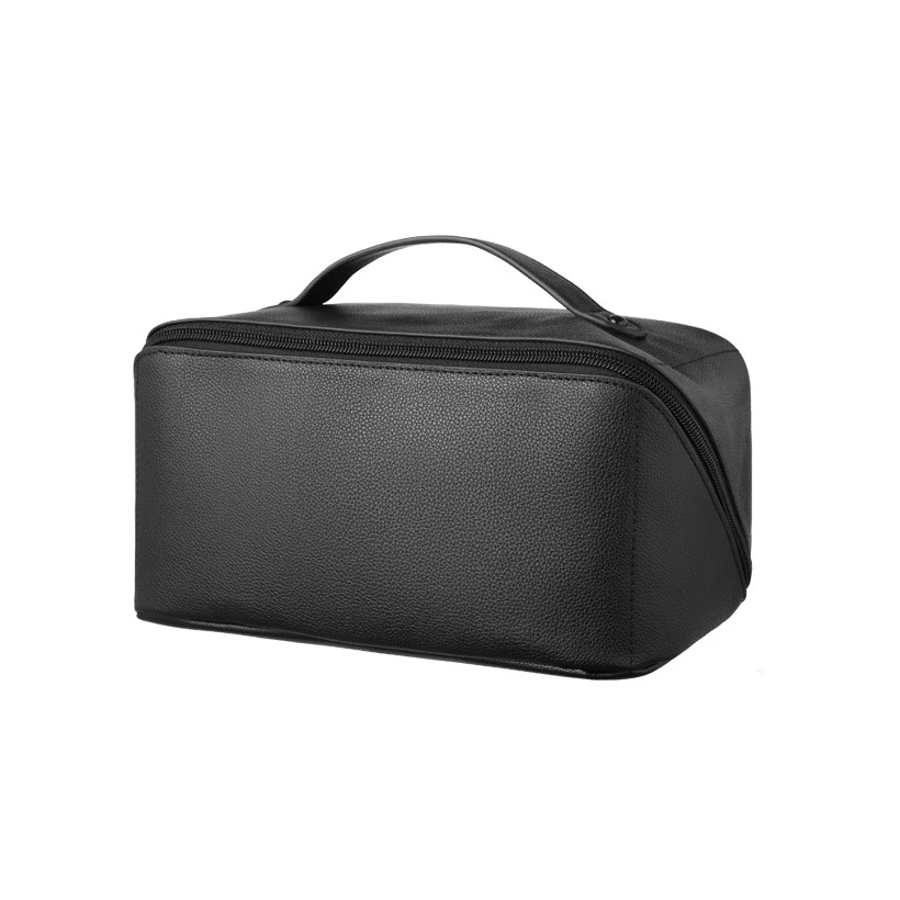 KICKS Beauty - Large Beauty Bagosoitteessa Kicks.fi