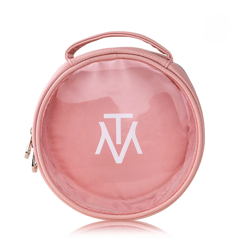 MAKETHEMAKE - Pink Cylinder Bag på KICKS.se