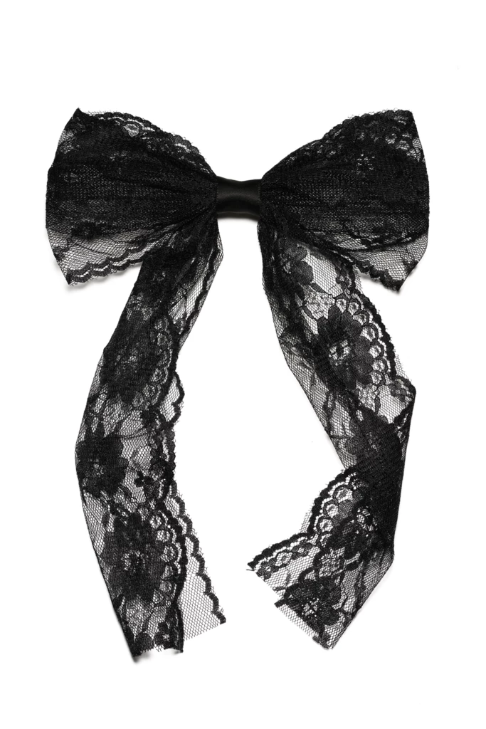 KICKS Beauty - Lace Bow Black på KICKS.no
