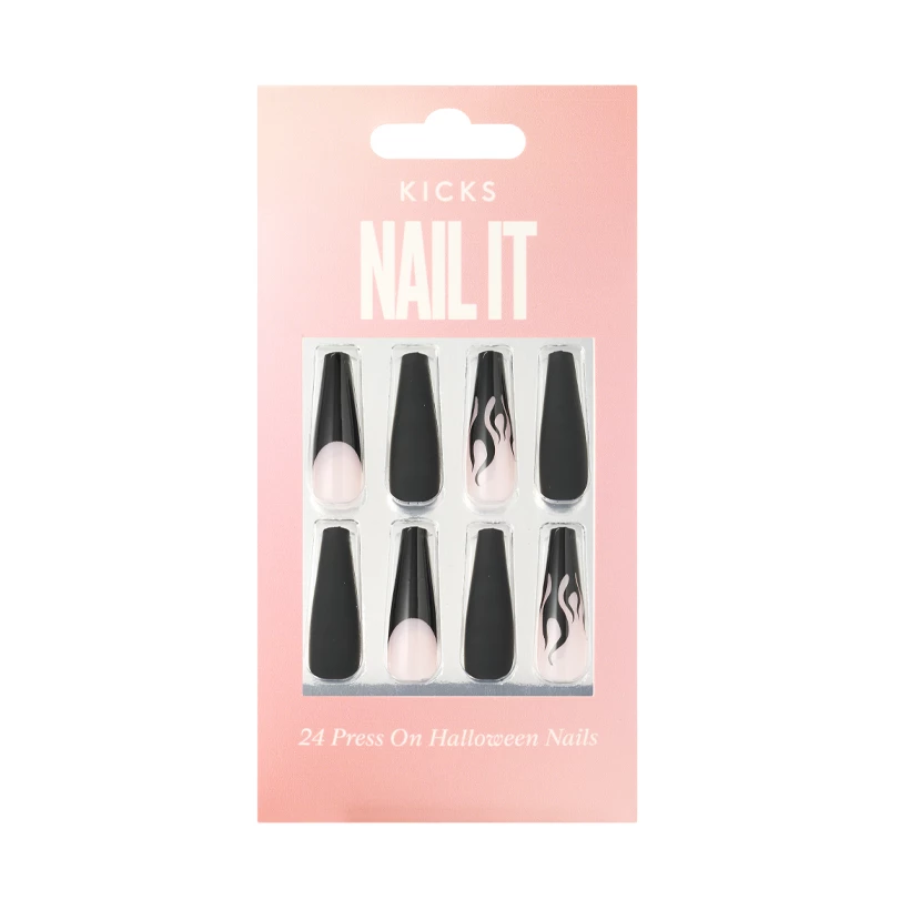 KICKS Beauty - Press On Nails Halloween Black/Whiteosoitteessa Kicks.fi