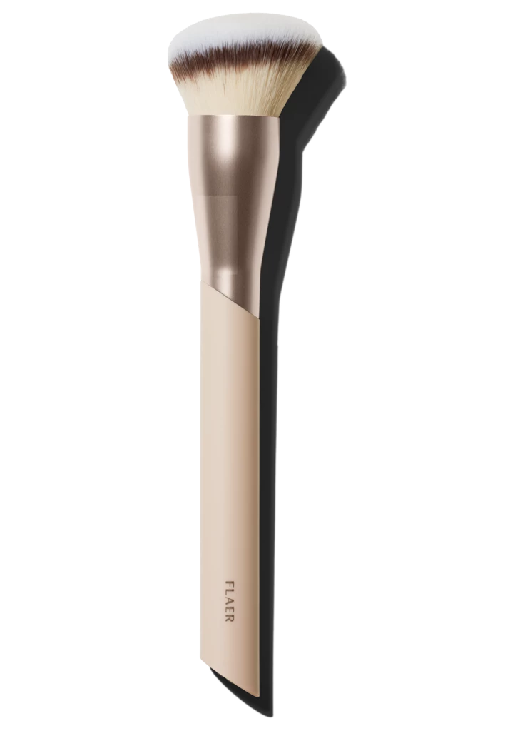 FLAER - 109 Angled Flat Top Brush på KICKS.se