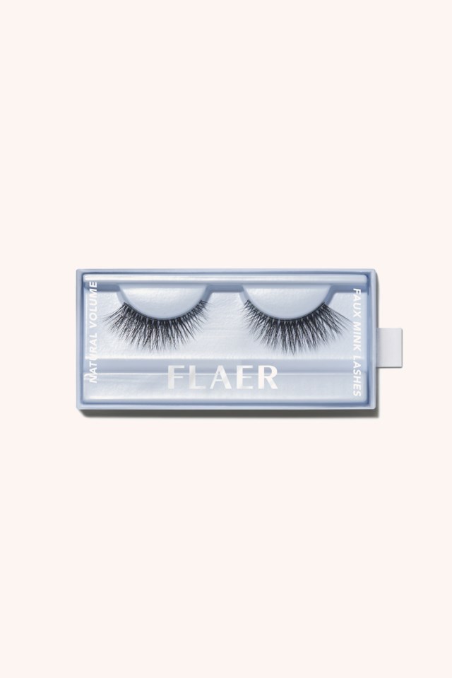 Natural Volume False Lashes Natural Volume False Lashes