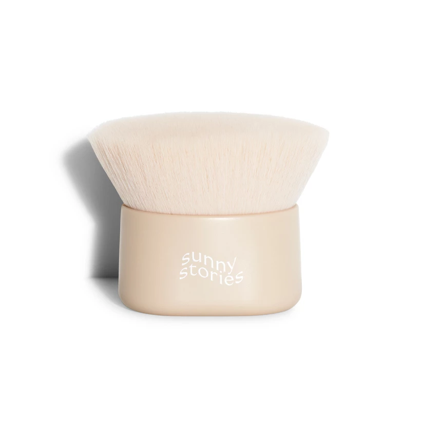 Sunny Stories - Self Tan Kabuki Blending Brush på KICKS.se