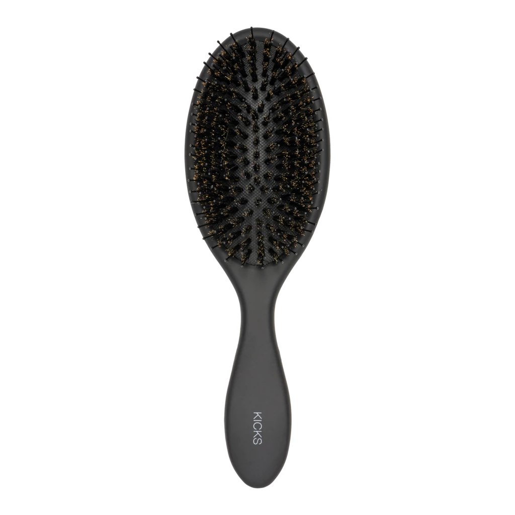 KICKS Beauty - Glow Brush Matte Black på KICKS.no