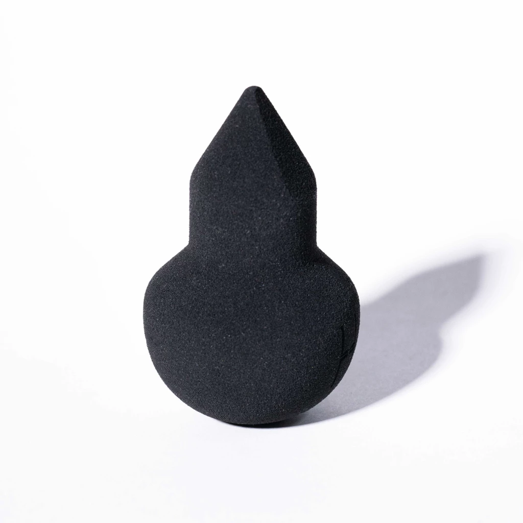 LH cosmetics - The Sponge på KICKS.se