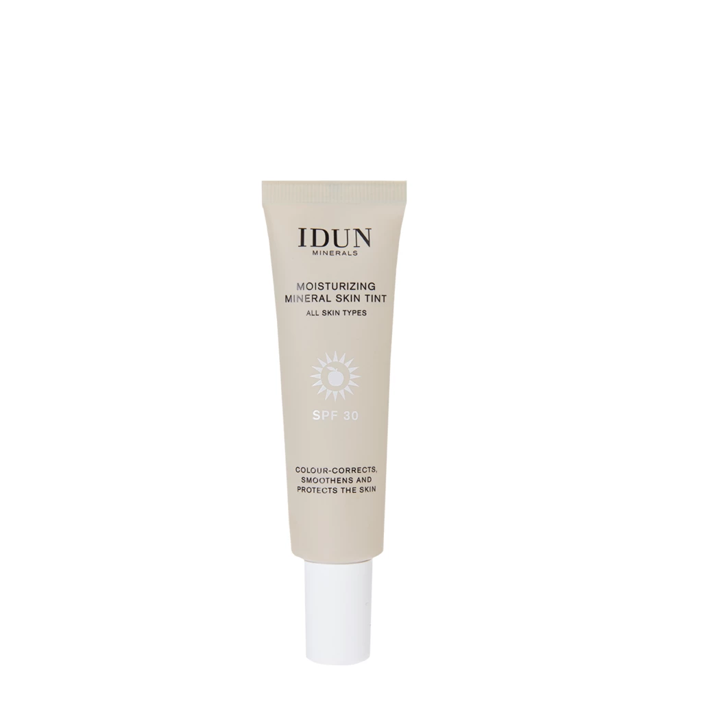 IDUN Minerals - Moisturizing Mineral Skin Tint SPF30 Långholmenosoitteessa Kicks.fi