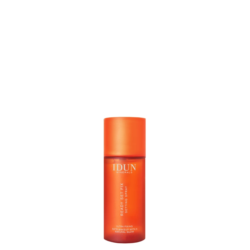 IDUN Minerals - Ready Set Fix Setting Spray Travel Size 50 ml på KICKS.se