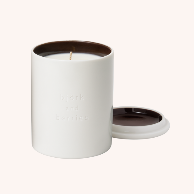 White Forest Scented Candle White Forest Scented Candle