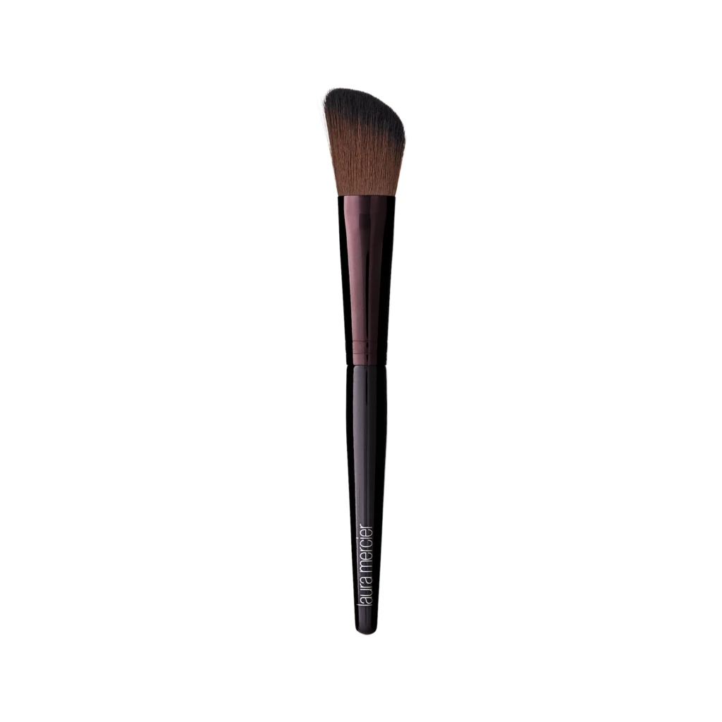 Laura Mercier - Angled Cheek Contour Brushosoitteessa Kicks.fi
