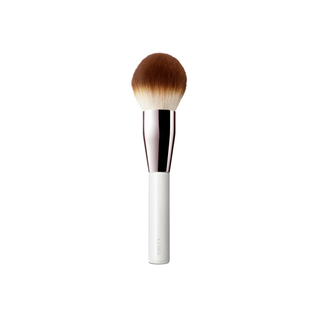 La Mer - The Powder Brushosoitteessa Kicks.fi