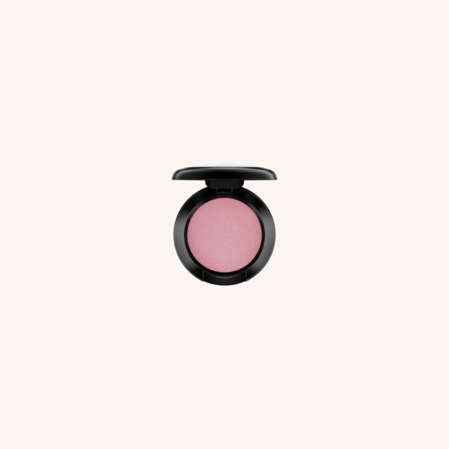 Satin Single Eye Shadow Girlie Satin Single Eye Shadow Girlie