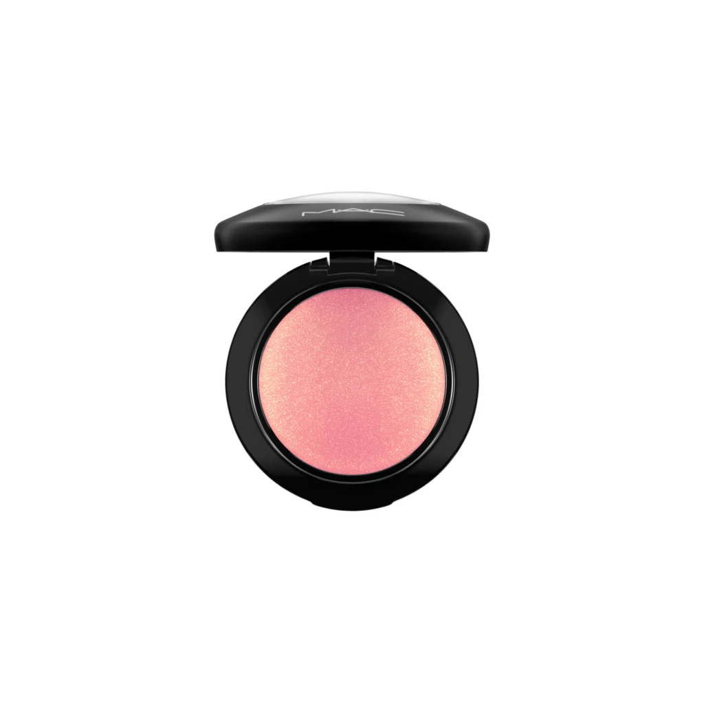 MAC - Mineralize Blush Petal Power på KICKS.se