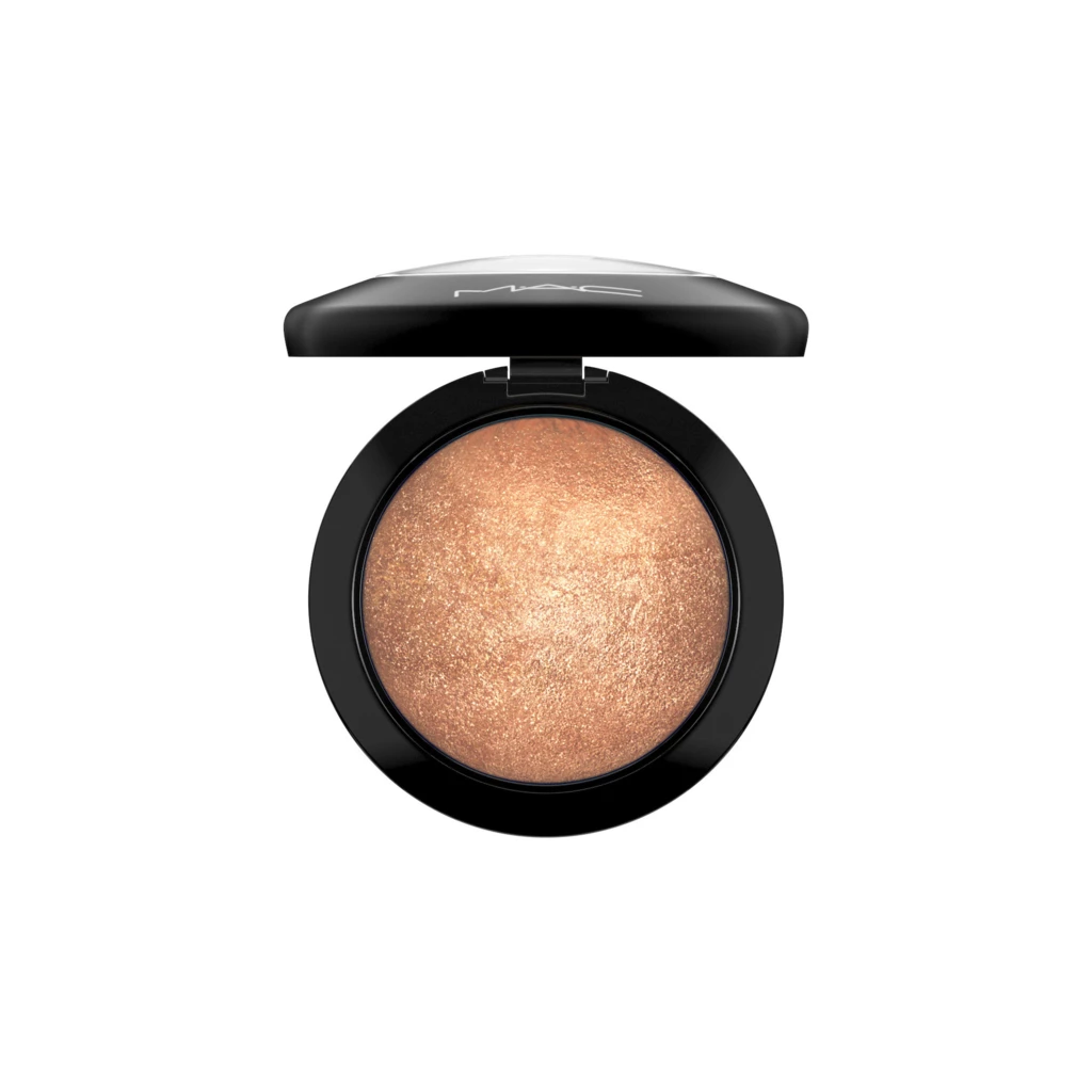 MAC - Mineralize Skinfinish/ Natural Gold Depositosoitteessa Kicks.fi