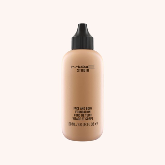 Studio Face & Body Foundation C4 Studio Face & Body Foundation C4