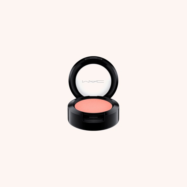 Satin Single Eye Shadow Shell Peach Satin Single Eye Shadow Shell Peach