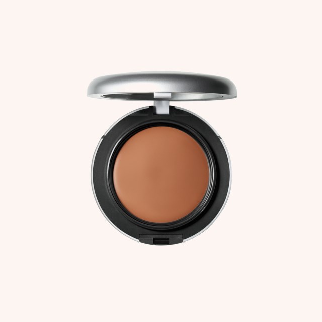Studio Fix Tech Cream-To-Powder Foundation NW30 Studio Fix Tech Cream-To-Powder Foundation NW30