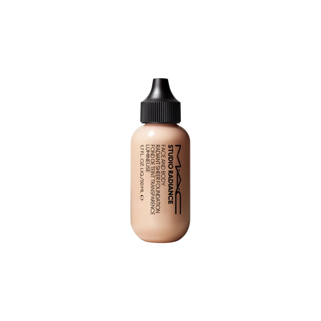MAC - Studio Radiance Face And Body Radiant Sheer Foundation W 1 på KICKS.no