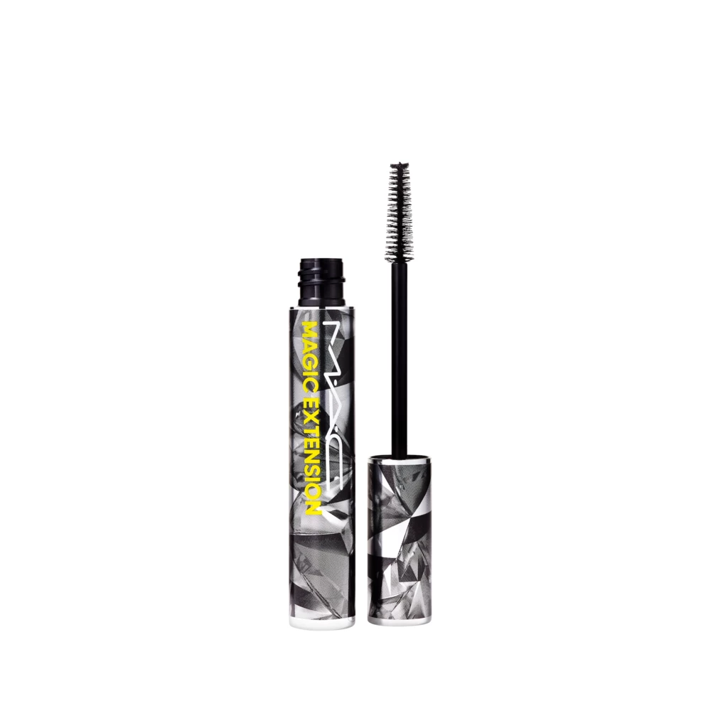 MAC - Magic Extension 5MM Fibre Mascara Black på KICKS.se