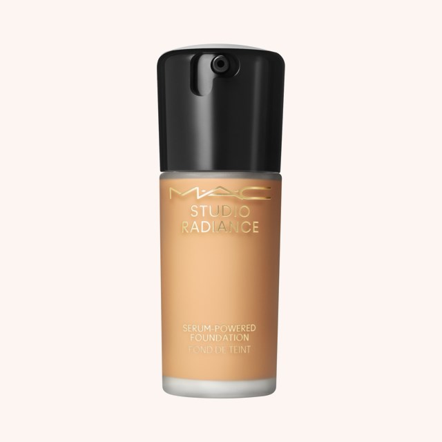 Studio Radiance Serum Powered Foundation NC 42 Studio Radiance Serum Powered Foundation NC 42