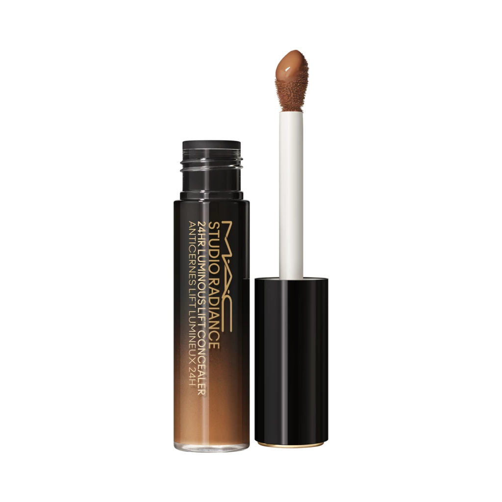 MAC - Studio Radiance 24Hr Luminous Lift Concealer NC50 på KICKS.no