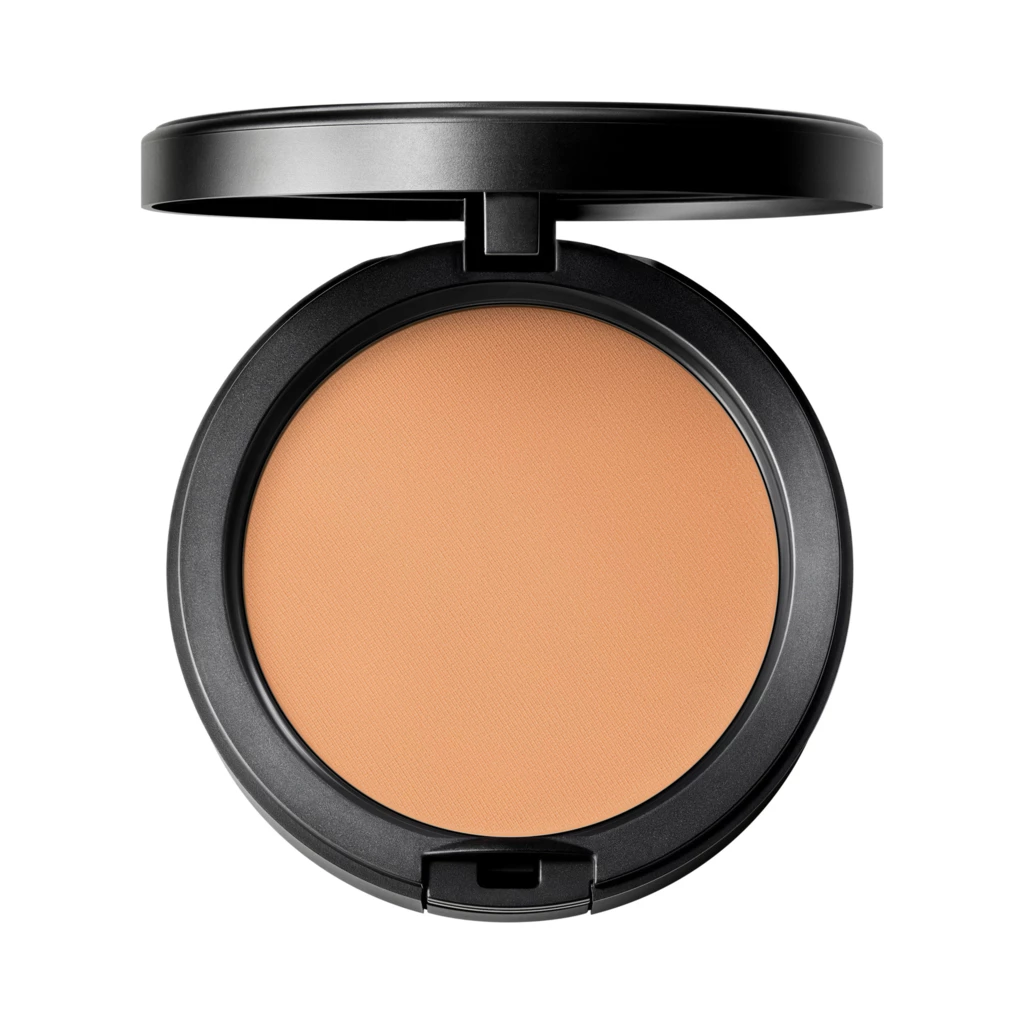 MAC - Studio Fix Plus Powder Foundation NW22 på KICKS.se