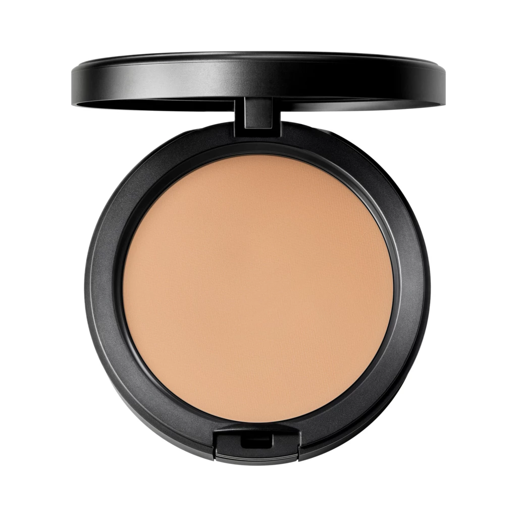 MAC - Studio Fix Plus Powder Foundation C3.5 på KICKS.se
