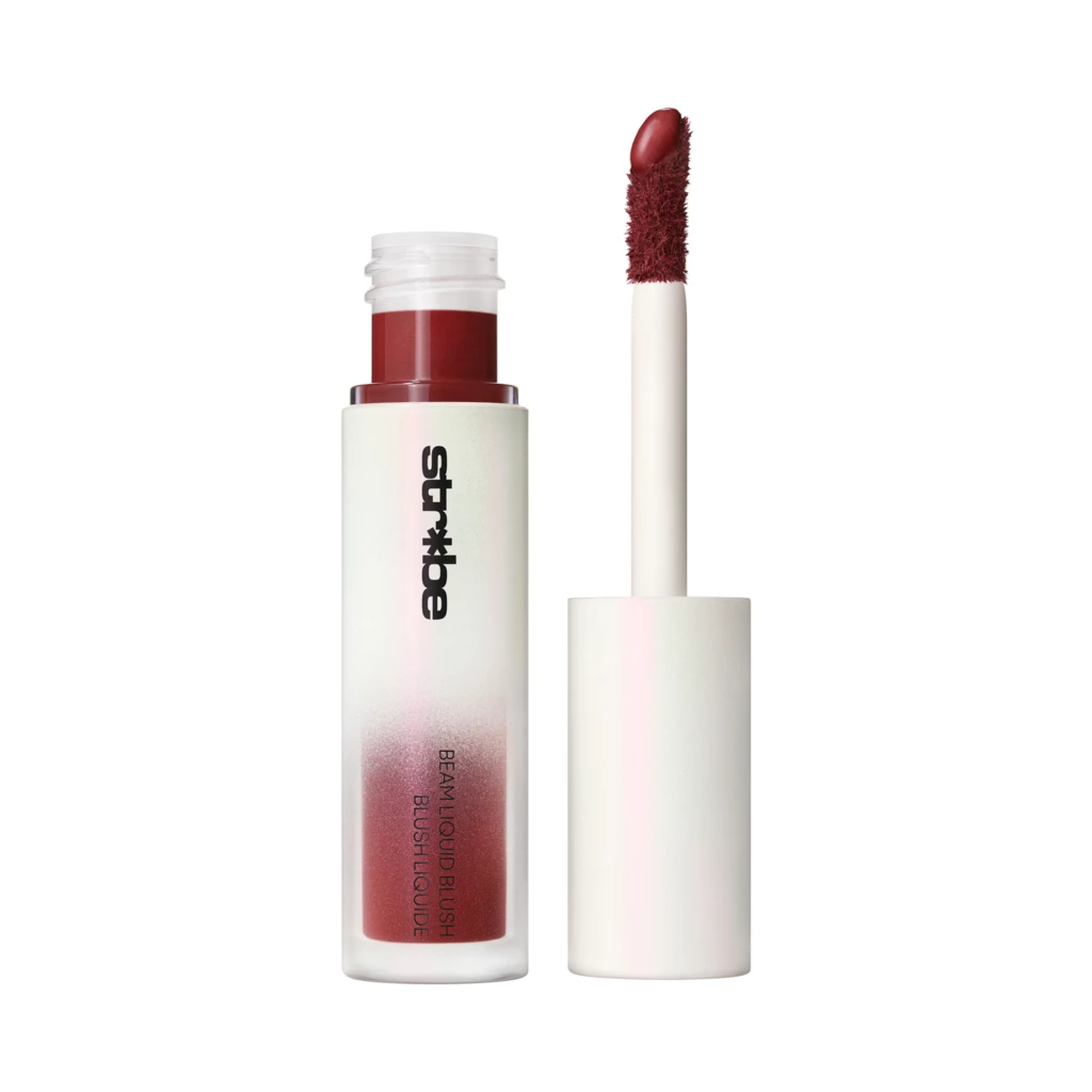 MAC - Strobe Beam Liquid Blush 10 Plummy Bareosoitteessa Kicks.fi