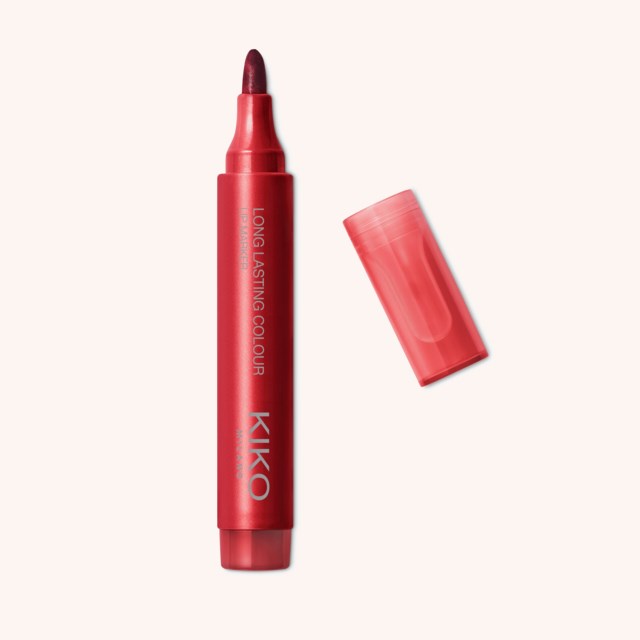 Long Lasting Colour Lip Marker 105 True Red Long Lasting Colour Lip Marker 105 True Red