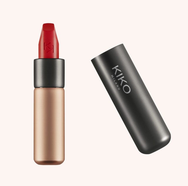 Velvet Passion Matte Lipstick 311 Poppy Red Velvet Passion Matte Lipstick 311 Poppy Red