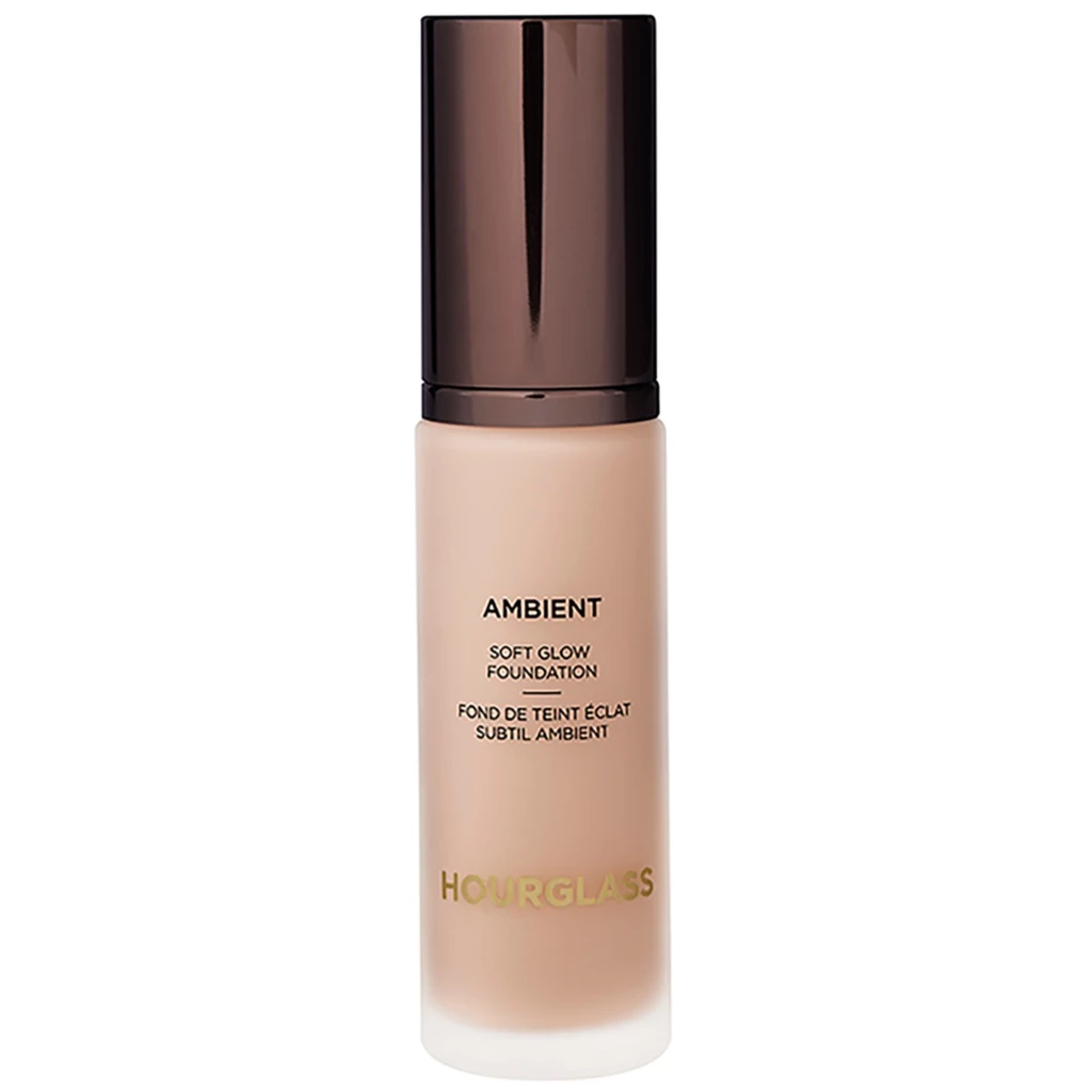 Hourglass - Ambient Soft Glow Foundation 1.5 på KICKS.se