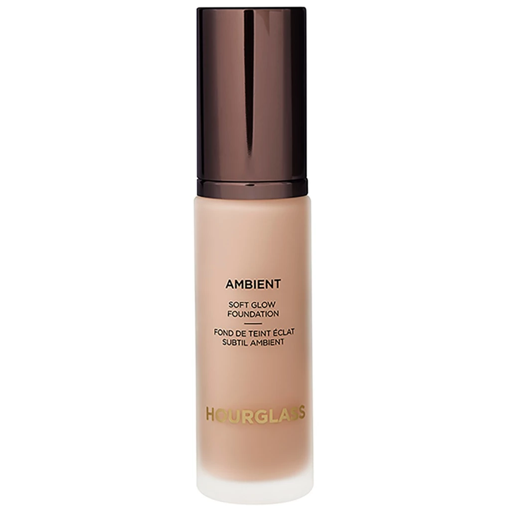 Hourglass - Ambient Soft Glow Foundation 4.5osoitteessa Kicks.fi