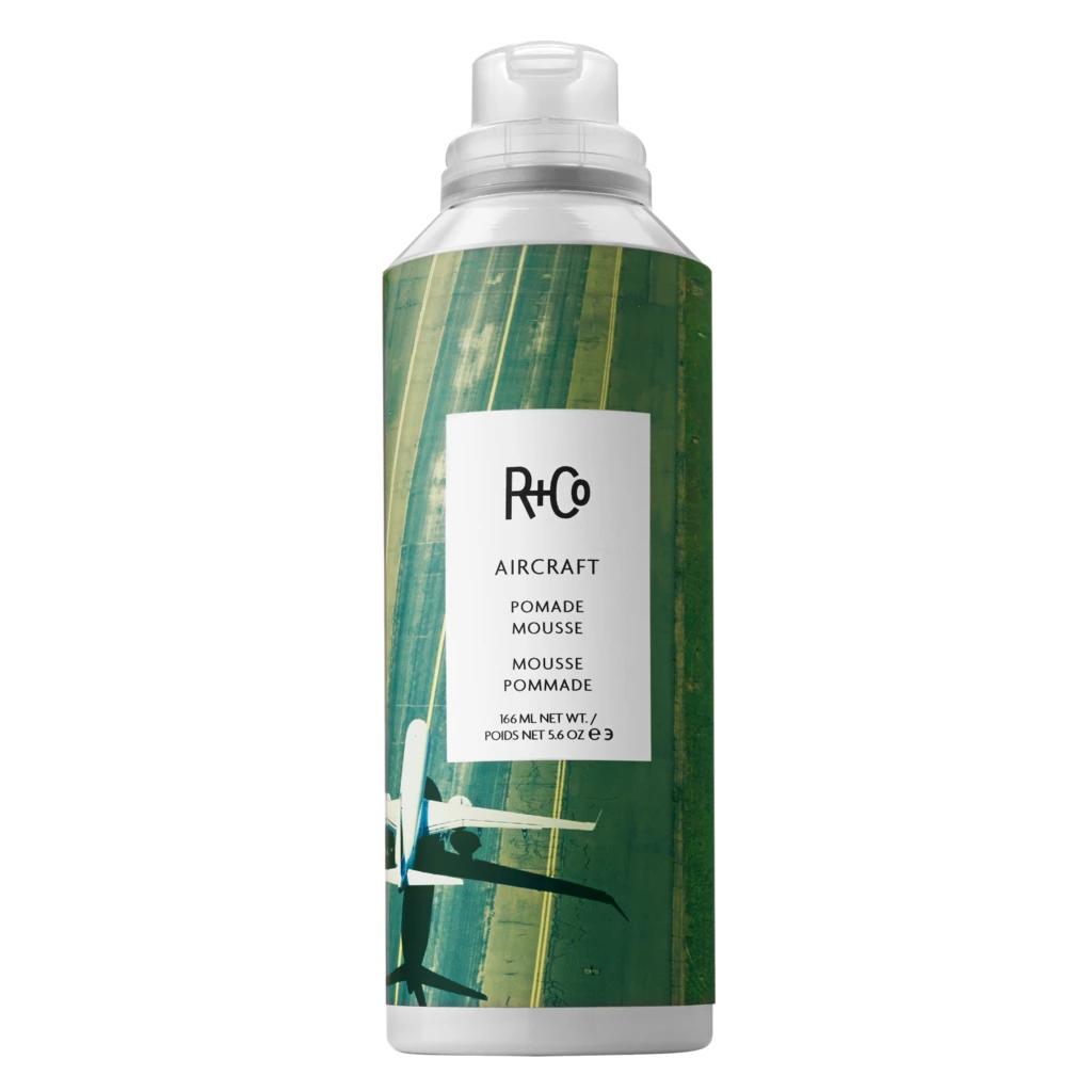 R+Co - Aircraft Pomade Mousse 165 ml på KICKS.se
