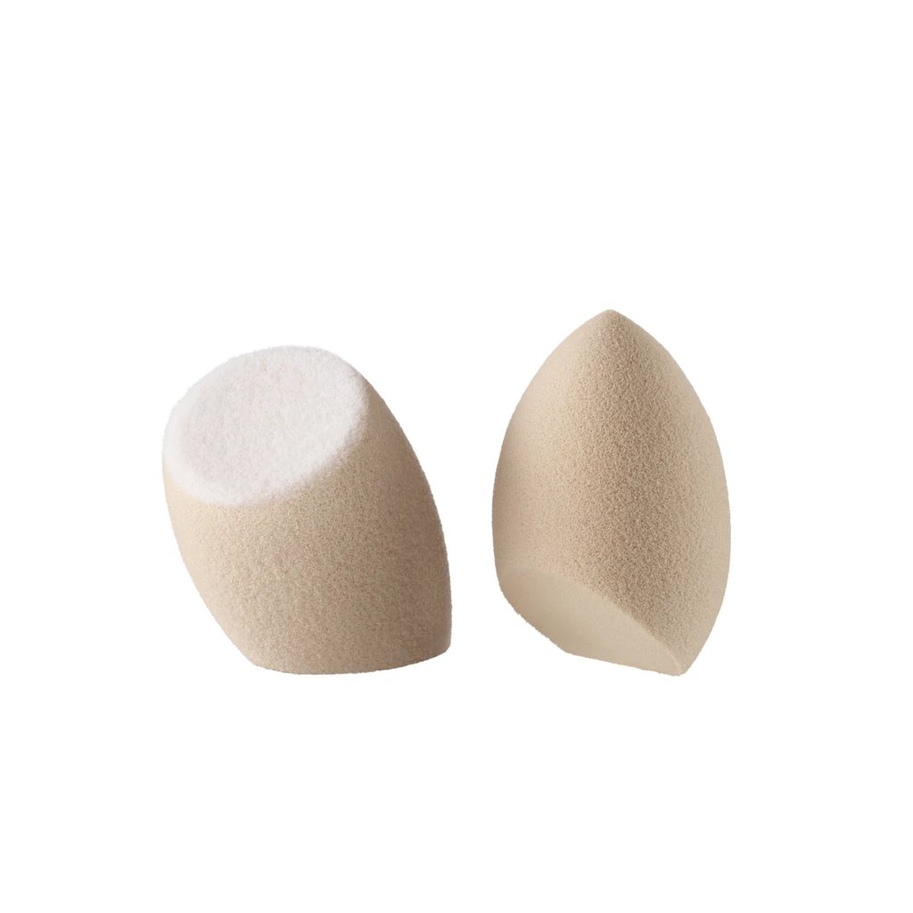 Fenty Beauty - Lil Precision Makeup Sponge Duoosoitteessa Kicks.fi
