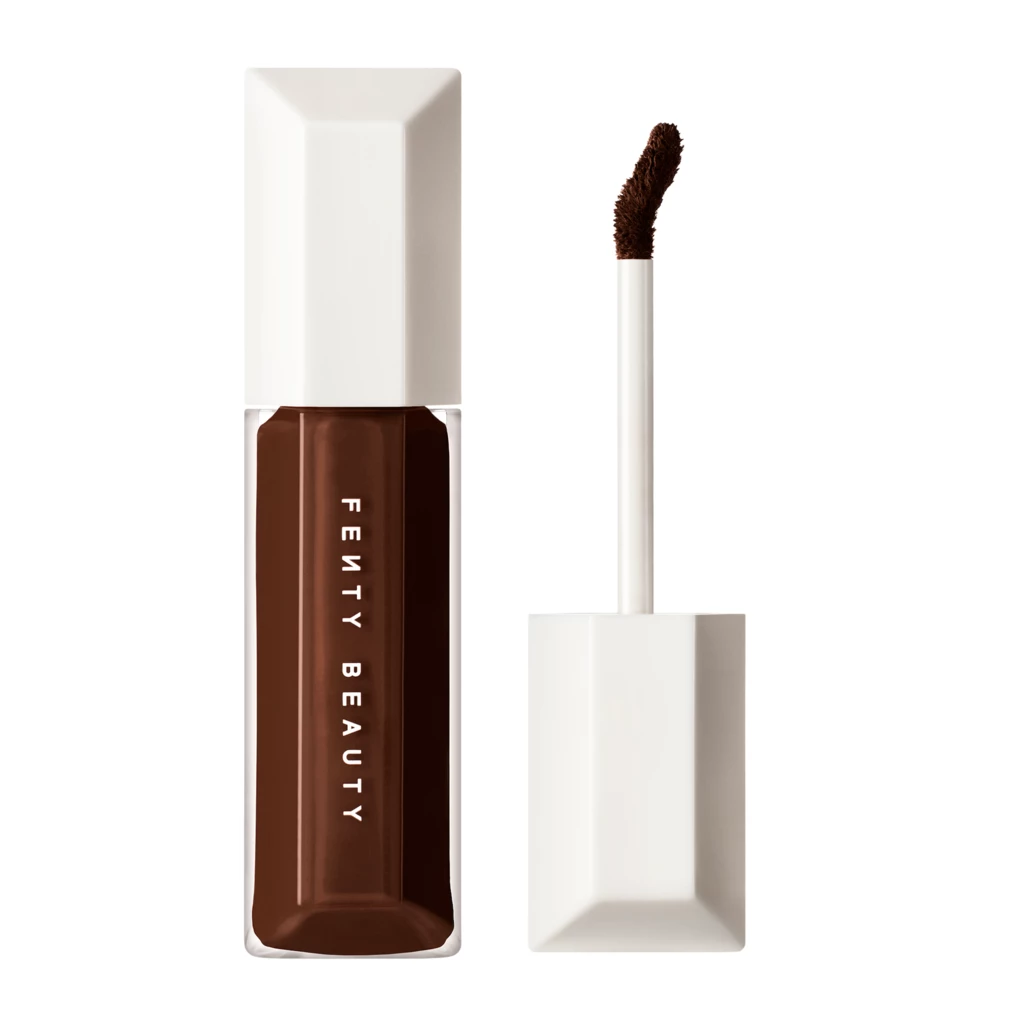 Fenty Beauty - We're Even Hydrating Longwear Concealer 498N på KICKS.se