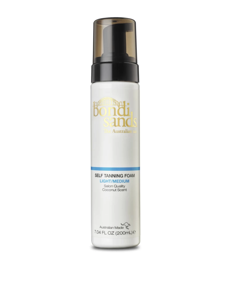 Bondi Sands - Self Tanning Foam Light/Medium 200 ml på KICKS.se