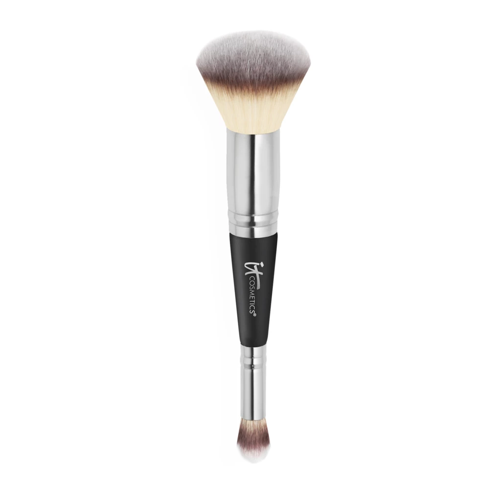 IT Cosmetics - Heavenly Luxe™ Complexion Perfection Brush #7 på KICKS.se