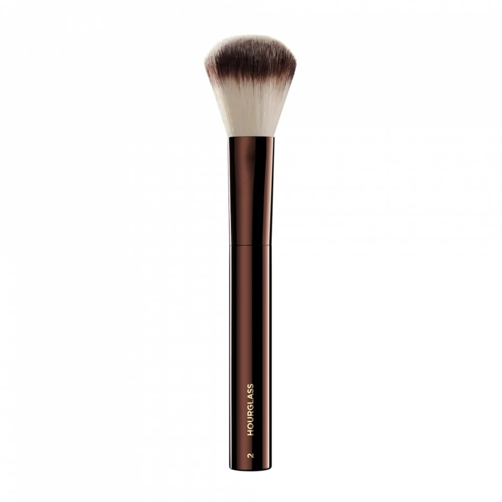 Hourglass - Brush No 2 - Foundation/Blush på KICKS.se