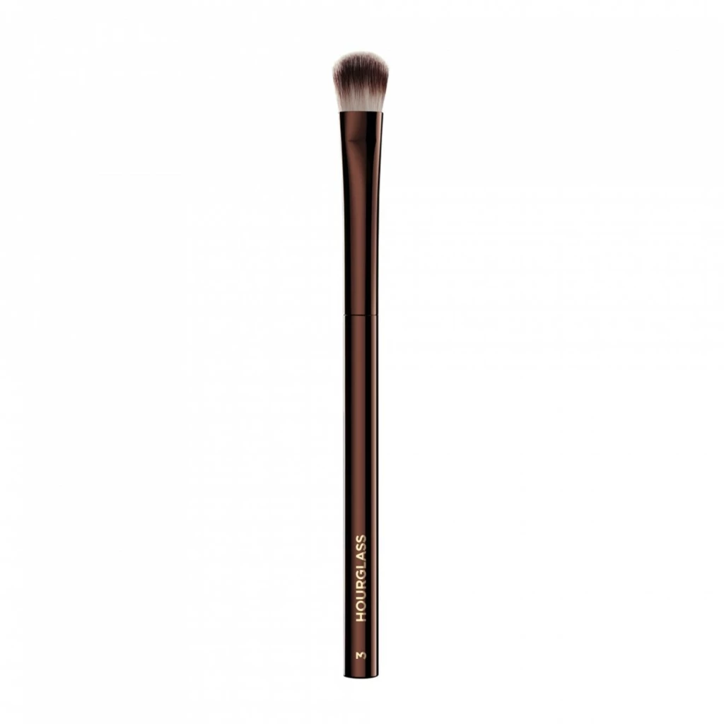 Hourglass - Brush No 3 - All-Over Shadow på KICKS.se