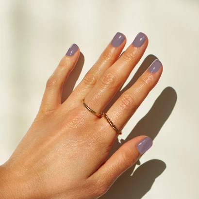 Atelier Rouge - Nail Polish Casual Weekend på KICKS.se