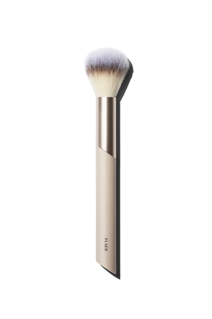 FLAER - 104 Loose Powder Brushosoitteessa Kicks.fi